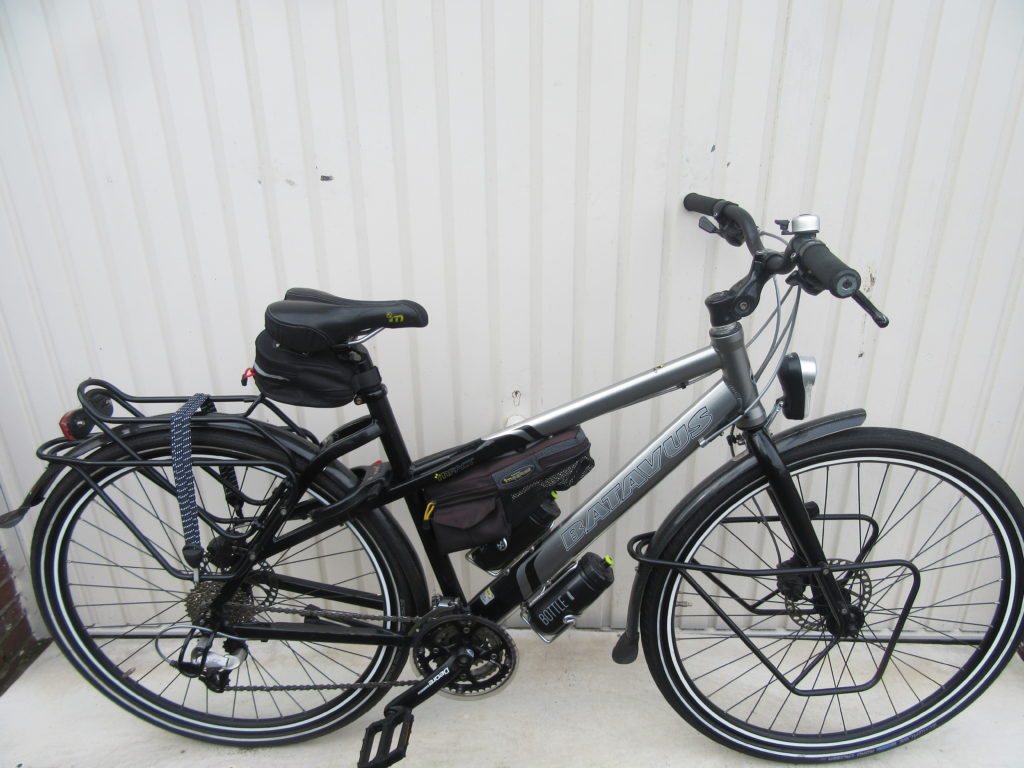 2a-1-ONGEVEERDE VAKANTIEFIETSEN-framemaat M ( 50 tm 55 ) voor  lichaamslengte +- 155-170 cm. – Jan Hoedje Haarlem